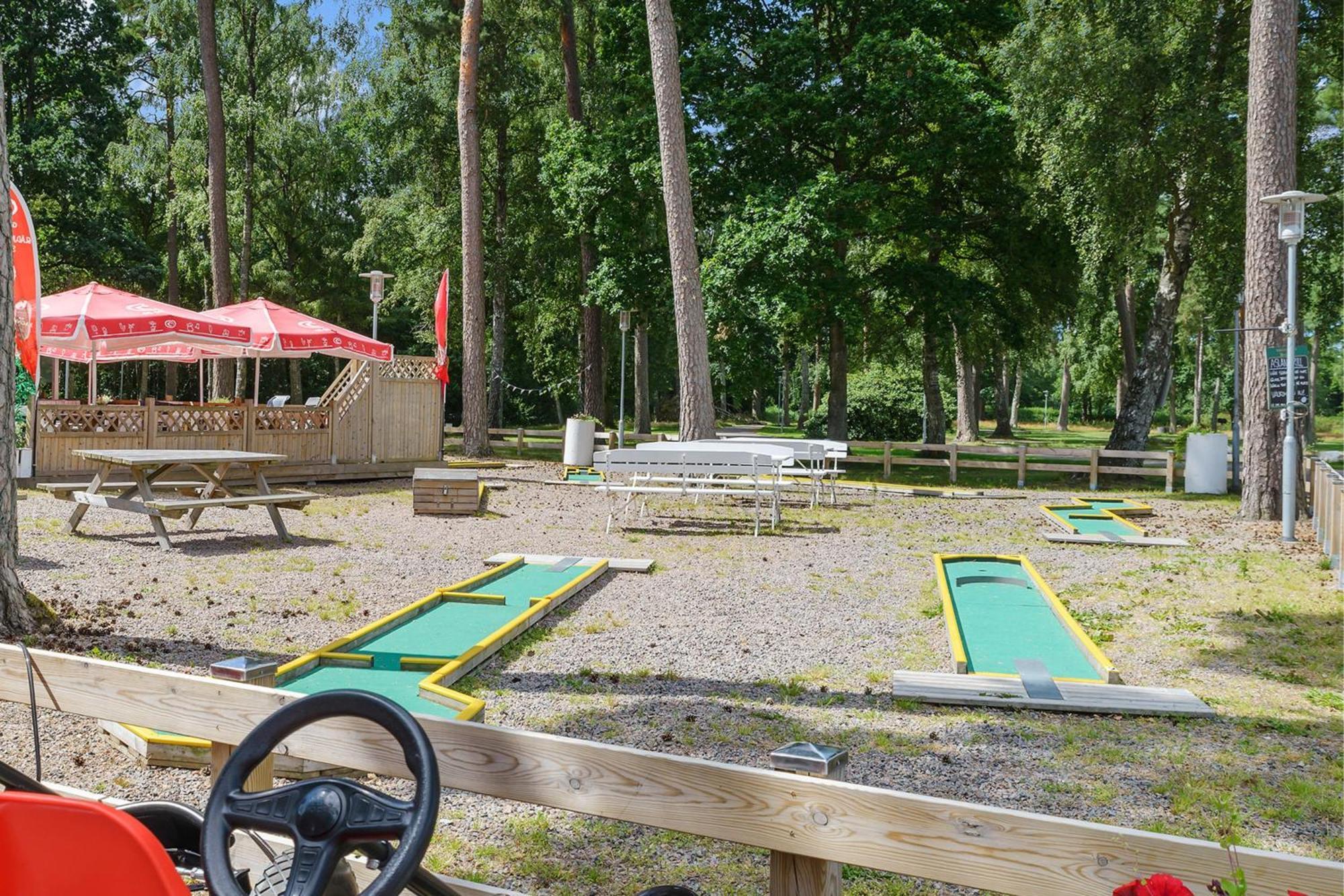 First Camp Karlstorp-Халмщад Екстериор снимка